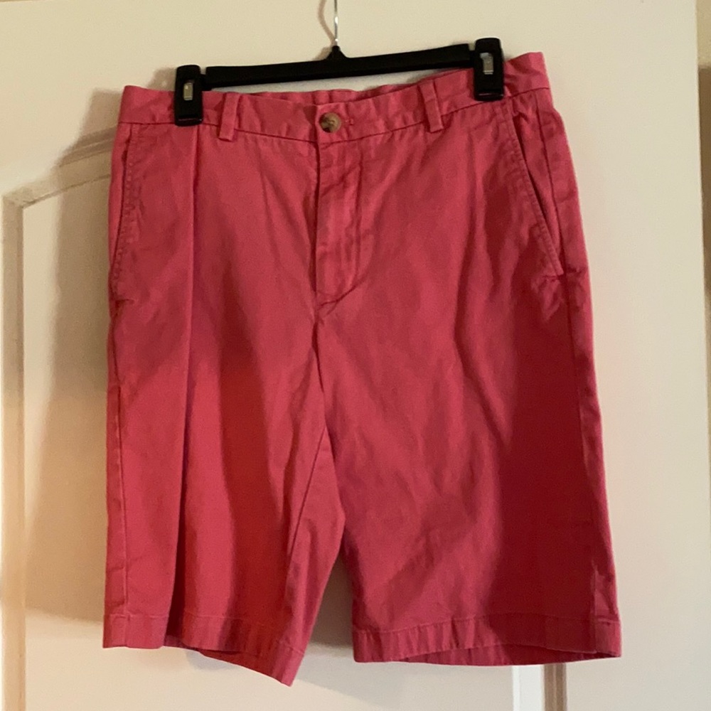 Men’s vineyard vines shorts
